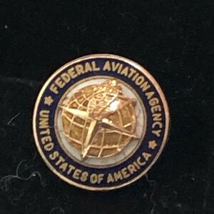 Federal Aviation Agency United States of America  Pin 10K Yellow Gold 1.88g